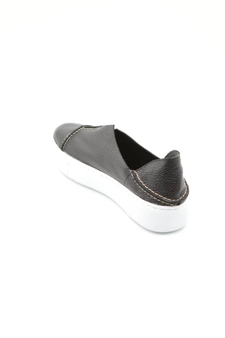 6180-kadin-tas-detayli-parmak-arasi-sandalet