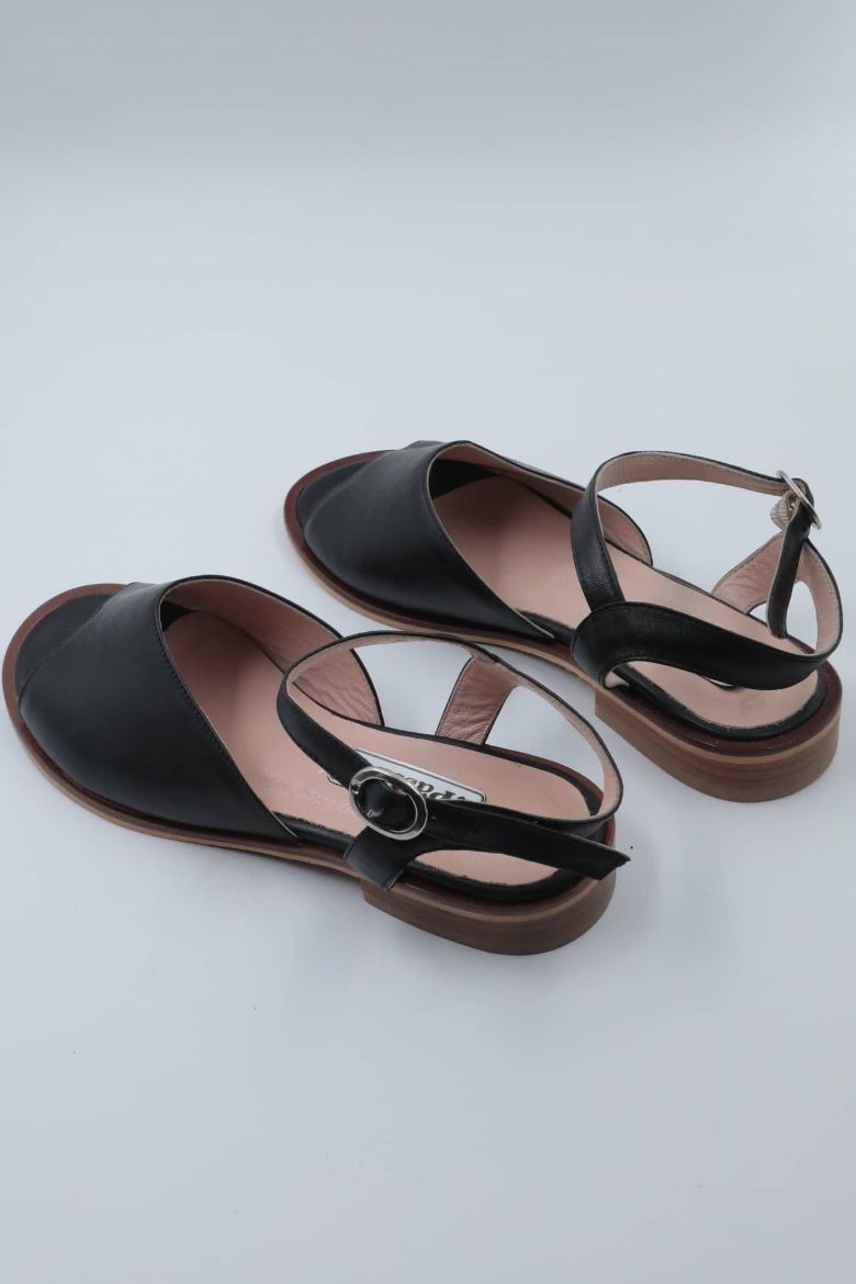 9003-siyah-hakiki-deri--kadin-sandalet-PSG21-9003-1-0017116_0