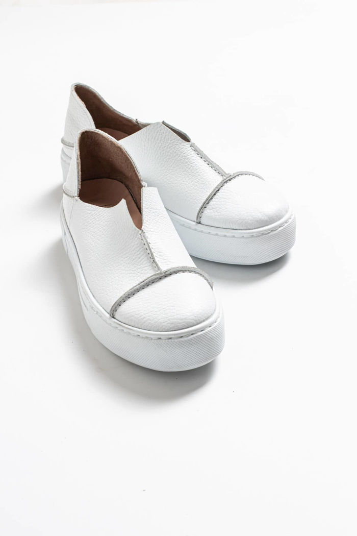 2025-beyaz-cilt-hakiki-deri-kadin-sneaker