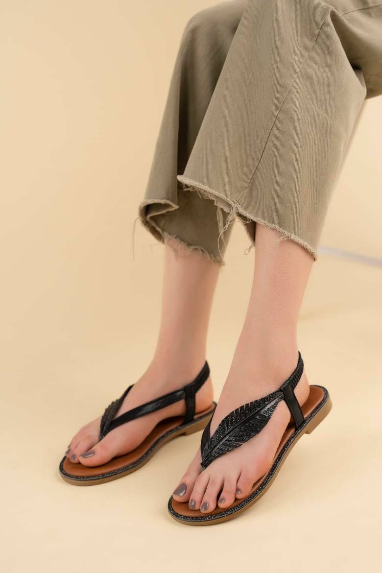 6180-kadin-tas-detayli-parmak-arasi-sandalet-SIYAH-PSG22-6180-0019005_0