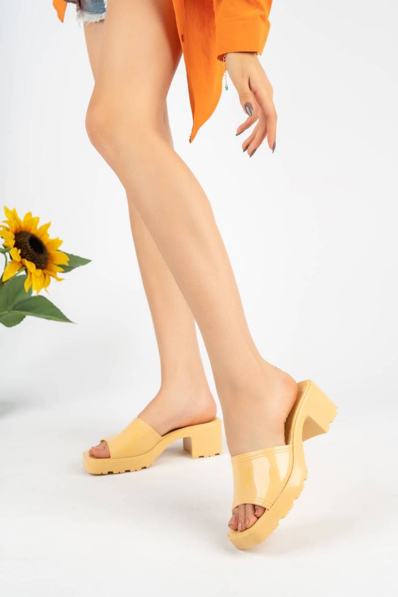 6155-kalin-topuklu-kadin-plaj-terligi--MANGO-PSG22-6155-0019336_0
