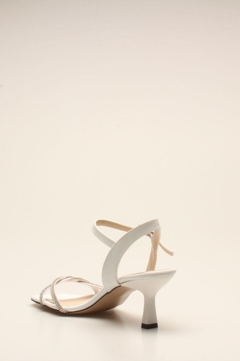3035 Beyaz Cilt Taşlı Topuklu Kadın Abiye Ayakkabı   resmi