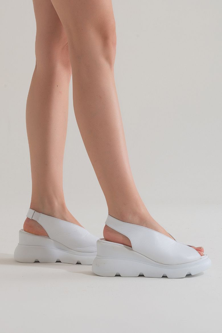 Kadın Cilt Hakiki Deri Dolgu Topuklu Sandalet 6202  BEYAZ resmi